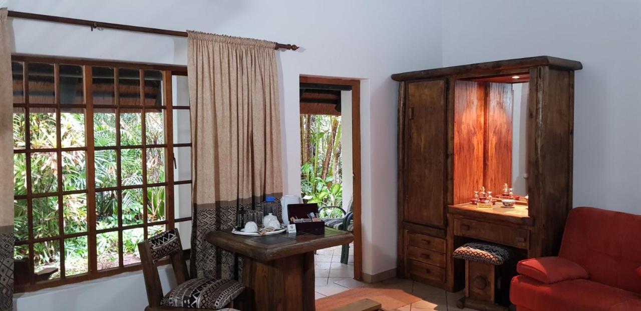 African Ambience Guest House St Lucia Exterior photo